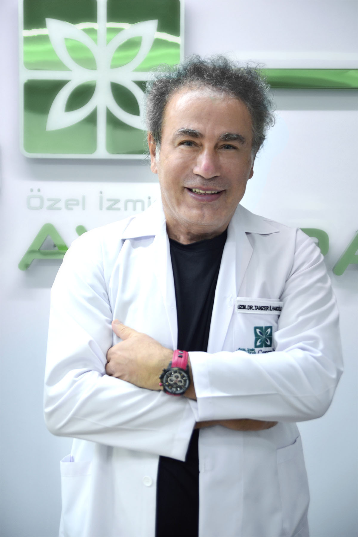 Şunun resmi: Uzm. Dr. Tanzer İlhanoğlu